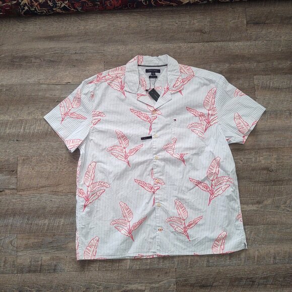 * NWT Tommy Hilfiger Palm Leaf Print Tropical Stripe Short Sleeve Button Up - Picture 2 of 5